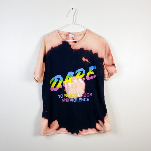DARE D.A.R.E. T-Shirt Rainbow Large Tee Black 90's - Picture 2 of 5